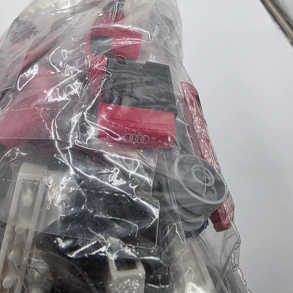 Mega Bloks Need for Speed Audi R8 Building Set Construction Toy Red Black White